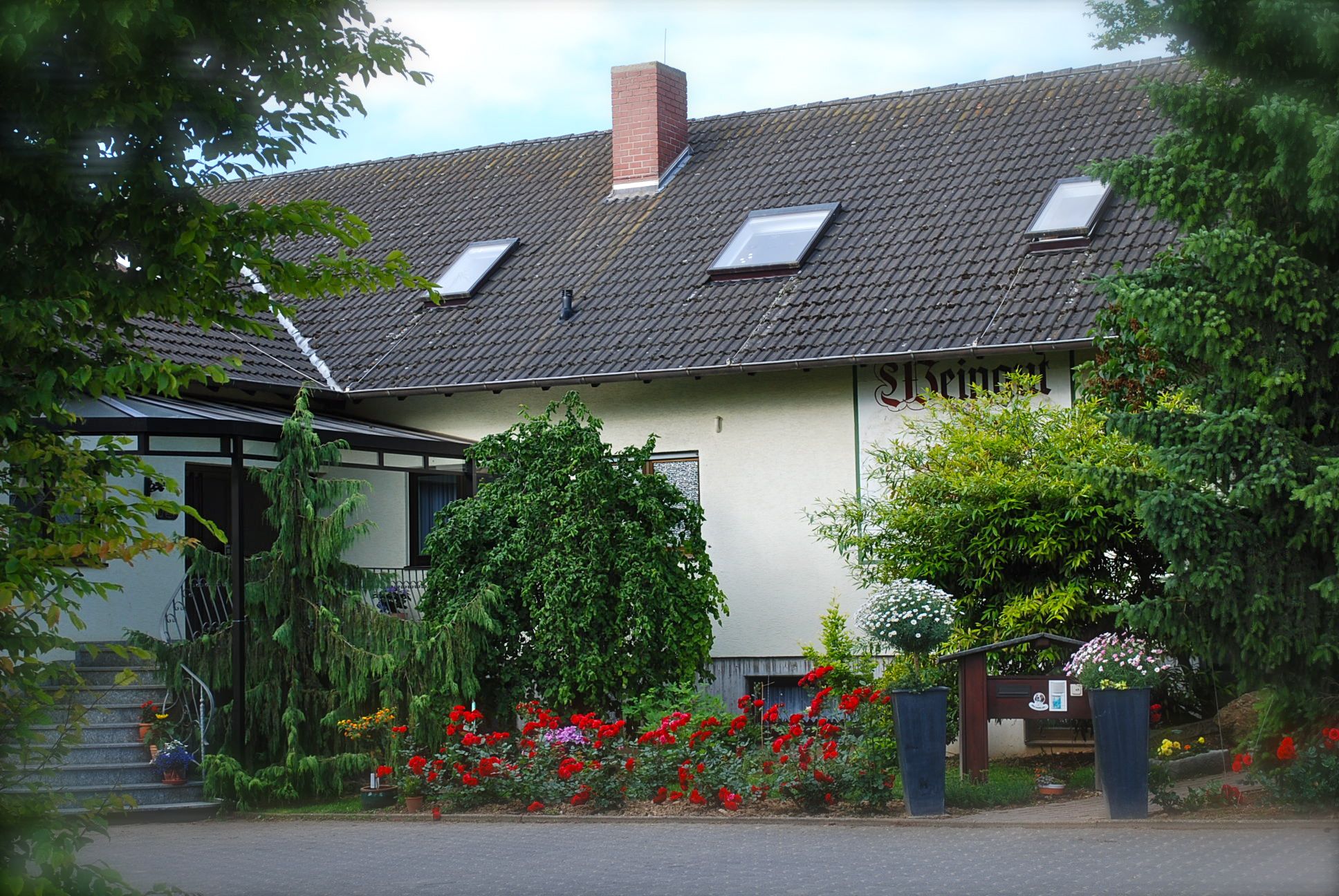 Kösterhof Foto von Gebäude Hof