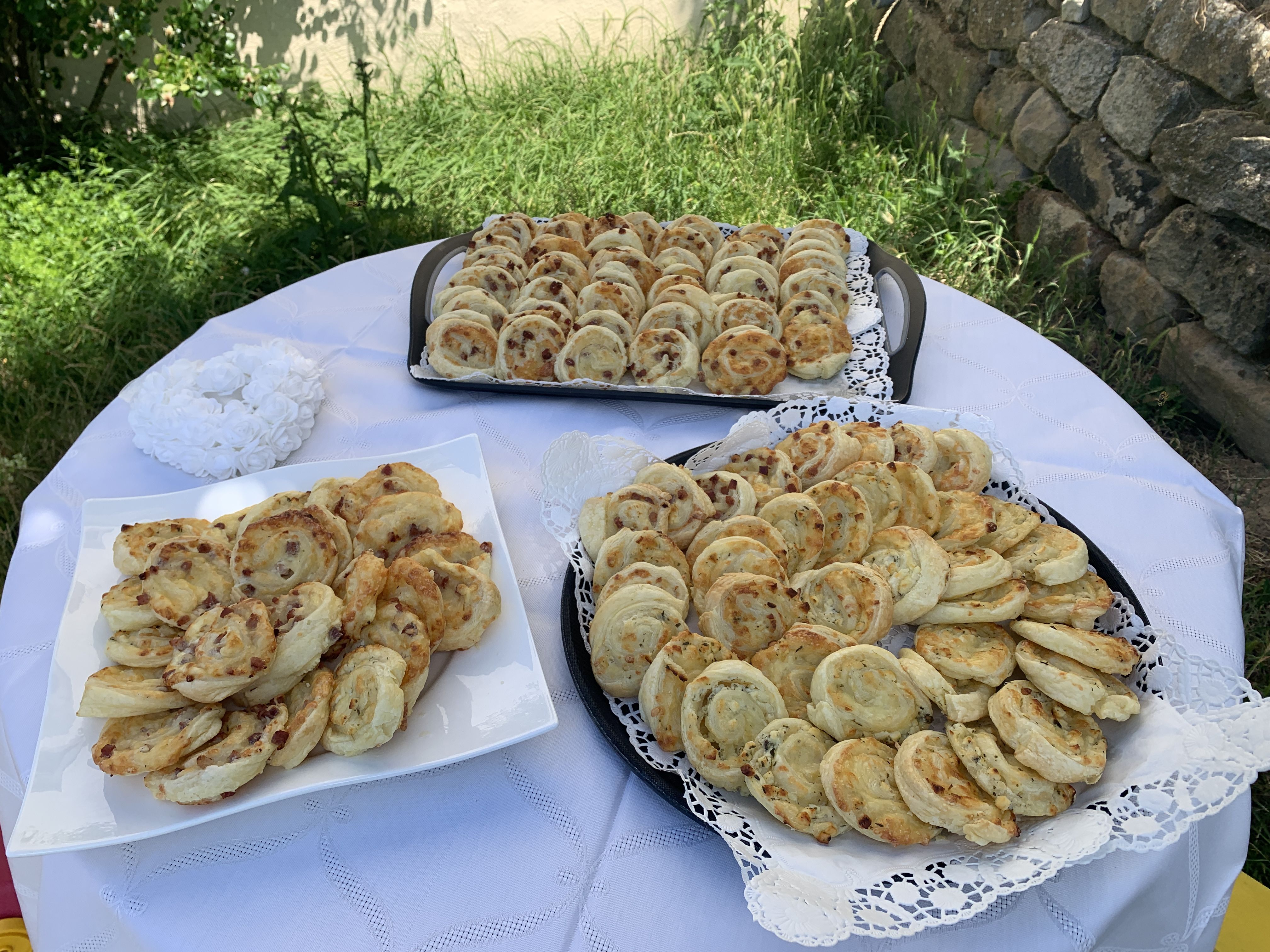 Kösterhof Foto von Hochzeitswanderung Fingerfood Snack auf Tisch